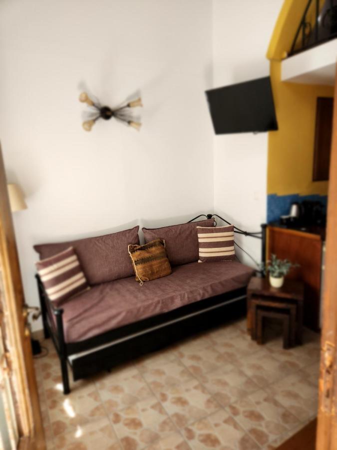 Lindos Boutique - Adults Only Apartment ภายนอก รูปภาพ