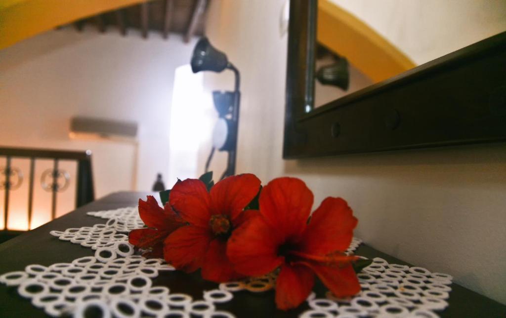 Lindos Boutique - Adults Only Apartment ภายนอก รูปภาพ
