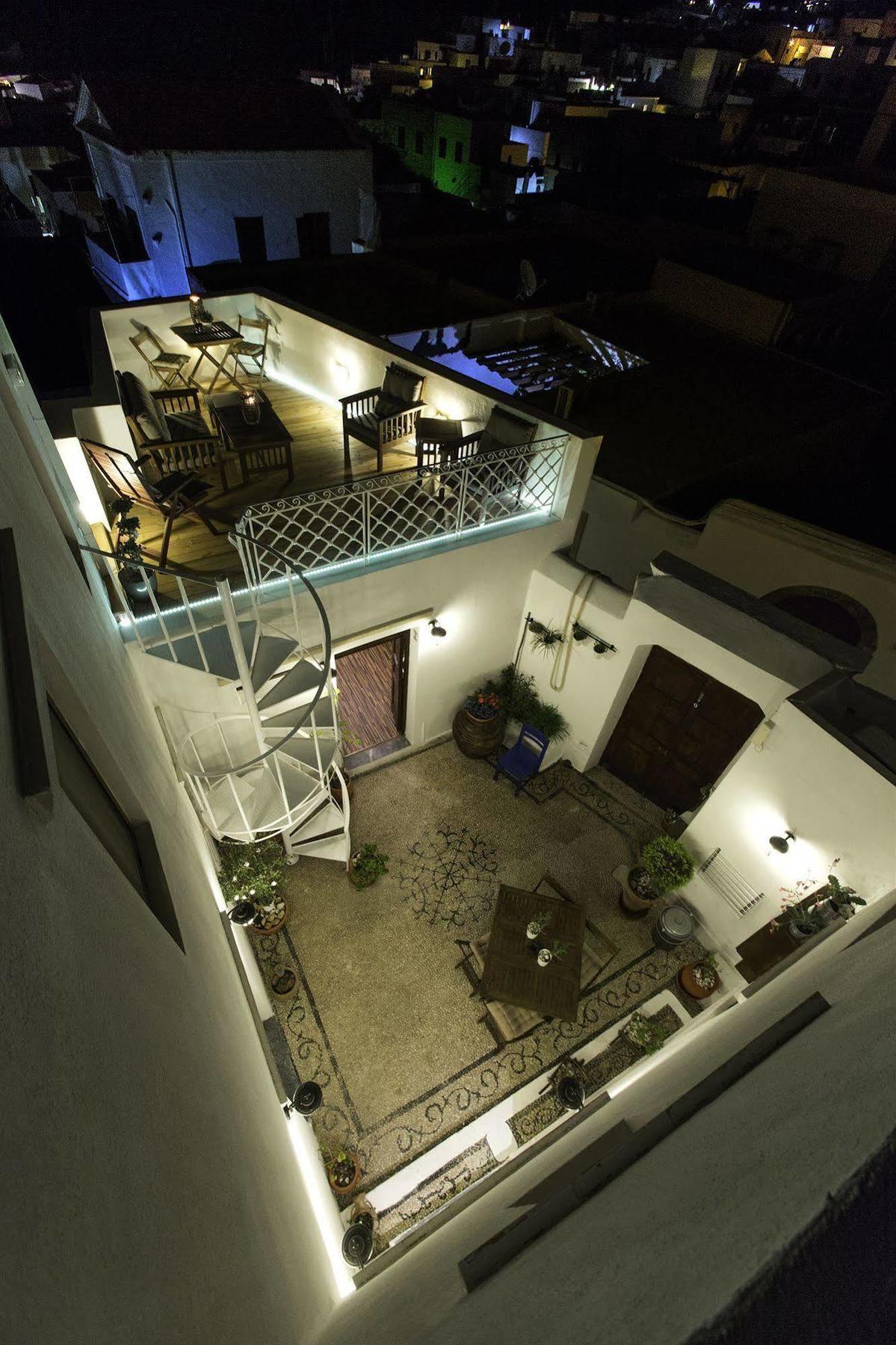 Lindos Boutique - Adults Only Apartment ภายนอก รูปภาพ